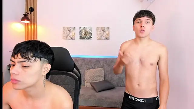 Seductive BoysW online show from 04.28.26