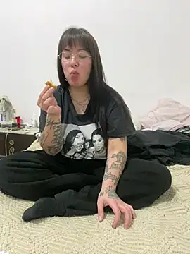 cherryxxox online show from 05.11.26