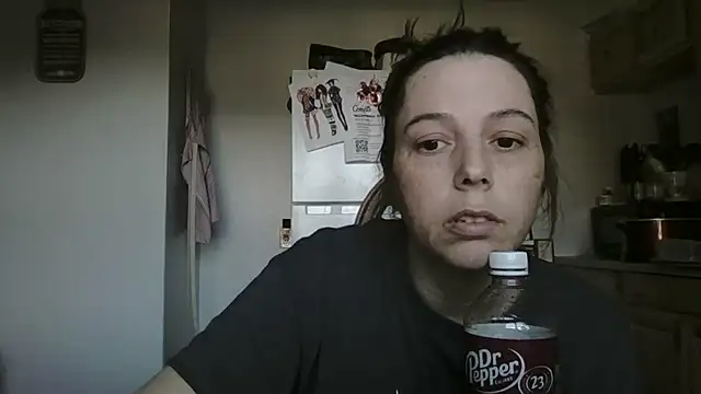 Snapshot of lily1982 chatting on 05.13.26 lily1982 online show from 05.13.26