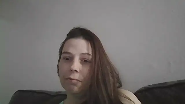 Snapshot of lily1982 chatting on 06.29.26 lily1982 online show from 06.29.26
