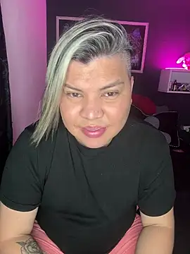 Snapshot of santiagohhzz chatting on 04.08.26 santiagohhzz online show from 04.08.26