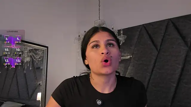 Snapshot of Cleopattra chatting on 05.31.26 Cleopattra online show from 05.31.26