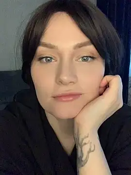 Ann Hunt online show from 05.05.26