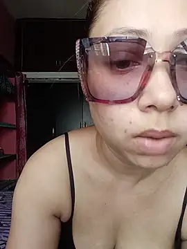 Hot Soniya 08 online show from 06.17.26