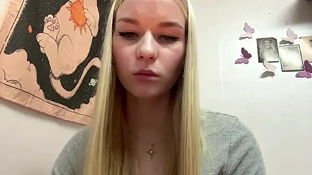 Snapshot of CruzVatter chatting on 04.08.26 CruzVatter online show from 04.08.26