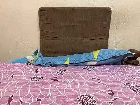 Snapshot of zayn18055 chatting on 04.09.26 zayn18055 online show from 04.09.26