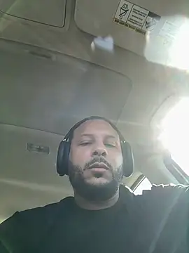 letsgetit30 online show from 04.21.26