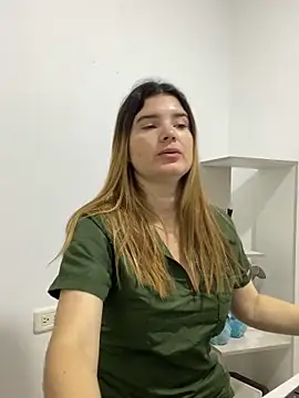 Snapshot of amelia_16 chatting on 05.25.26 amelia 16 online show from 05.25.26