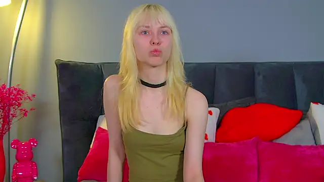 HannahHollis online show from 05.13.26