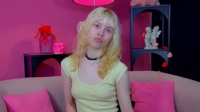 HannahHollis online show from 05.16.26