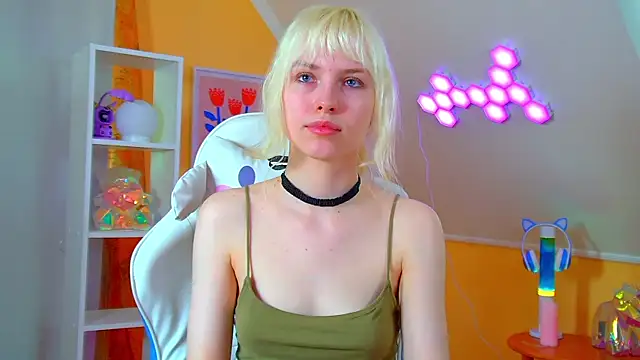 HannahHollis online show from 06.05.26
