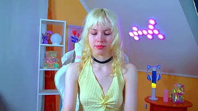 HannahHollis online show from 06.14.26