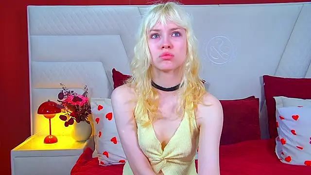 HannahHollis online show from 06.16.26