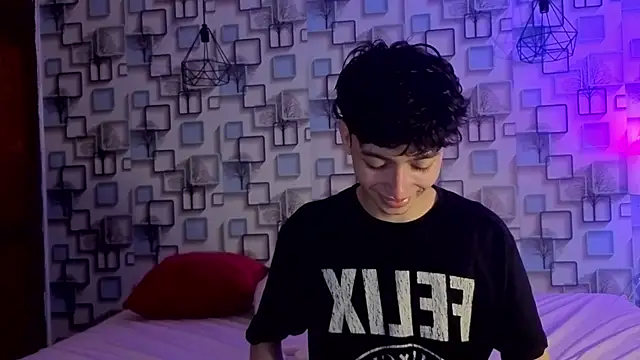 Twink Sebas7 online show from 06.14.26