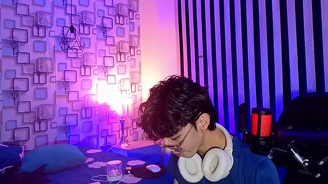 Twink Sebas7 online show from 07.28.26