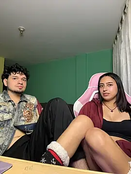 hotlatinocouple   online show from 05.15.26