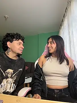hotlatinocouple   online show from 05.25.26