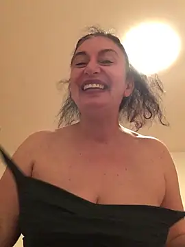 Lizzaa80 online show from 04.30.26