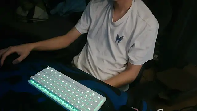 Snapshot of Theo19cmgerman chatting on 04.10.26 Theo19cmgerman online show from 04.10.26