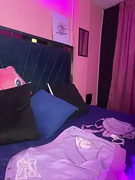 Snapshot of canela_sweet5 chatting on 04.11.26 canela sweet5 online show from 04.11.26