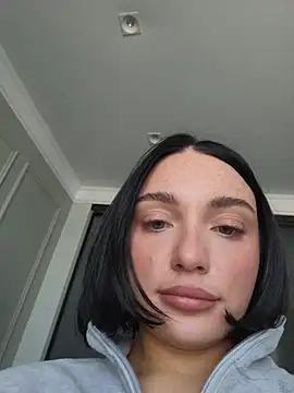 Snapshot of LucyHotty_ chatting on 04.11.26 LucyHotty online show from 04.11.26