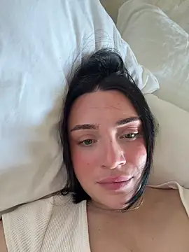 LucyHotty  online show from 05.20.26