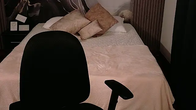 Emily Cherry  online show from 05.31.26