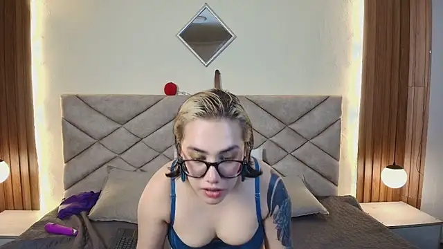 NoahAndGaia online show from 05.16.26