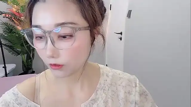 Yunxi- online show from 04.30.26