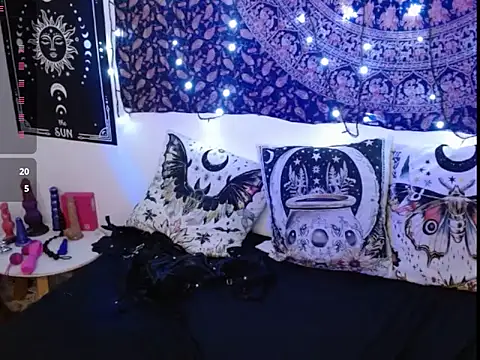Ozzy Valentino online show from 07.23.26