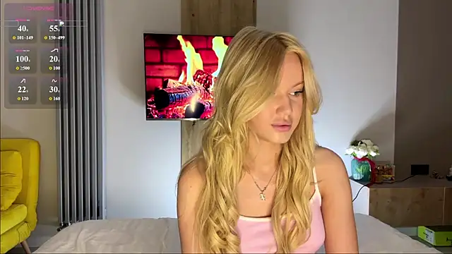 moonavelle online show from 07.23.26