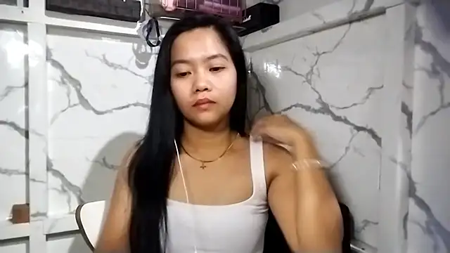 TammaraOlerud online show from 04.13.26