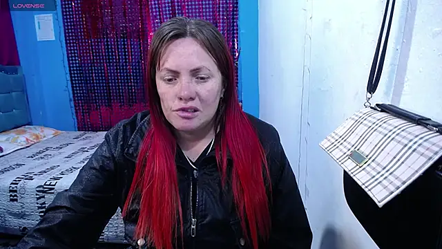 carolinhe26 online show from 05.04.26