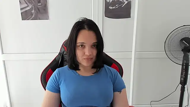 Snapshot of Caroline_cutte chatting on 06.03.26 Caroline cutte online show from 06.03.26