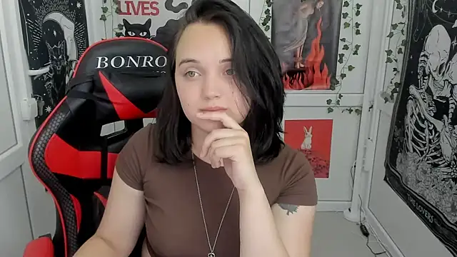 Caroline cutte online show from 07.20.26