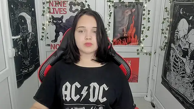 Caroline cutte online show from 07.23.26