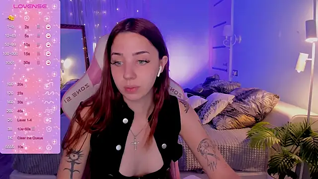 CharliGrace  online show from 07.28.26