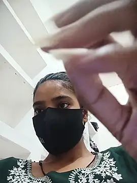 Snapshot of Riya_cum66 chatting on 05.19.26 Riya cum66 online show from 05.19.26