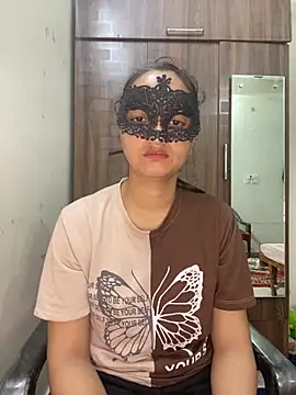 KANGANA-STRIP online show from 04.29.26