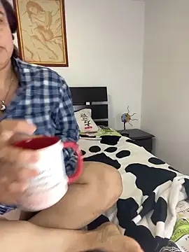 Roxie Blade Dyva online show from 04.20.26