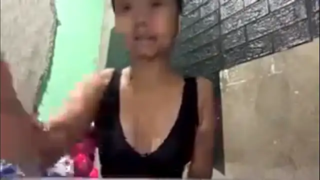 Snapshot of caitlyn_5 chatting on 04.10.26 caitlyn 5 online show from 04.10.26