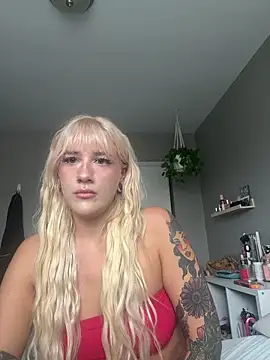 BettyBadNews online show from 04.30.26