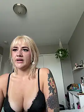 BettyBadNews online show from 05.06.26