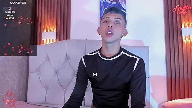 Snapshot of Apolo_Prince1 chatting on 04.13.26 Apolo Prince1 online show from 04.13.26