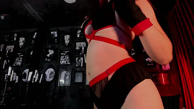 Hanna Hex online show from 06.20.26