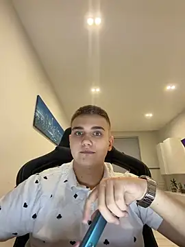 WARDEN w online show from 04.18.26