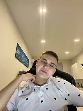 WARDEN w online show from 04.18.26