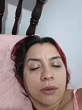 Snapshot of Sofia_Mature_ chatting on 06.18.26 Sofia Mature online show from 06.18.26