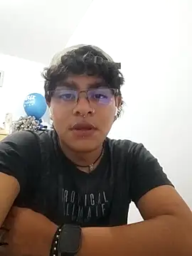 xhecho uzumaki online show from 05.10.26
