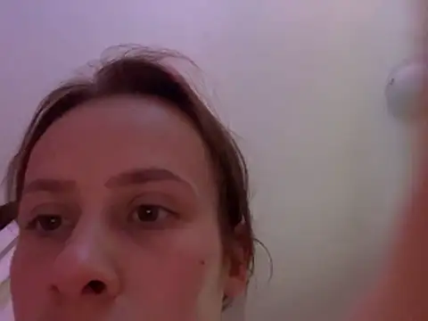 Snapshot of pollinnbn chatting on 04.28.26 pollinnbn online show from 04.28.26